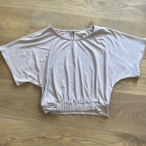 Hem and Thread dusty pink rib dolman tee. Medium cute waist band